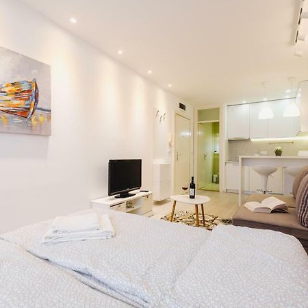 Apartment Hana Lux Beograd Ngoại thất bức ảnh